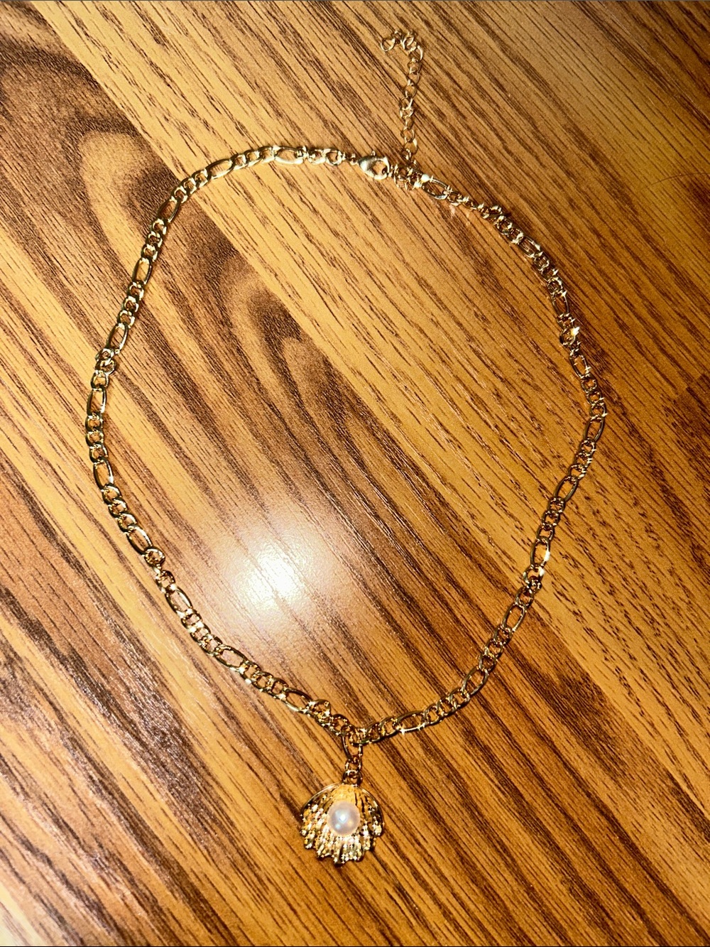 Gold Chain Necklace with Pearl Shell Pendant - Women Jewelry